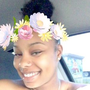 Meet your Posher, Jade